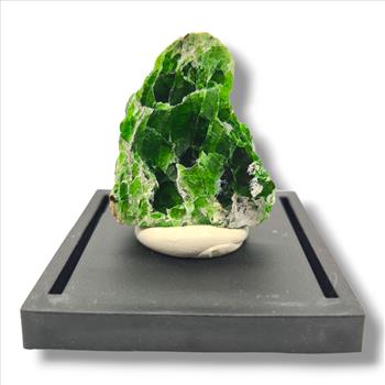 Polished Chromium Diopside Specimen from Russia