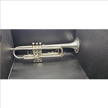 Symphony Trumpet with case