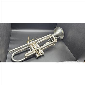 Symphony Trumpet with case