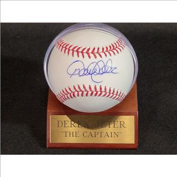 Derek Jeter Autograph Baseball