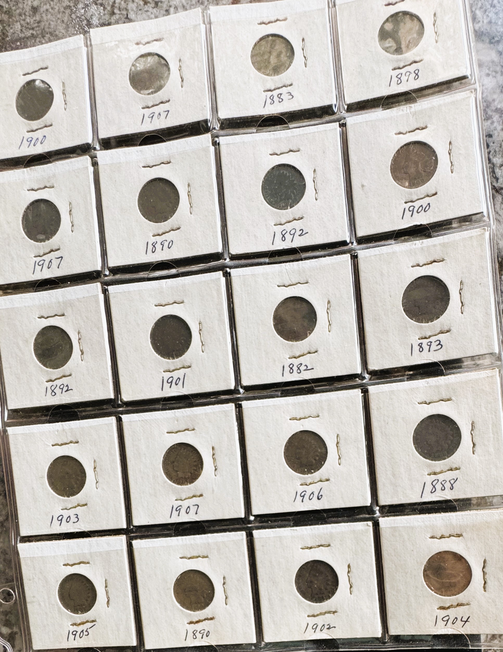 INDIAN HEAD CENT SET, COLLECTION OF 20 VARIOUS DATES 1882- 1907, NICE COINS BUT HARD TO PHOTO IN PROTECTIVE FLIPS AND PAGE COVER 