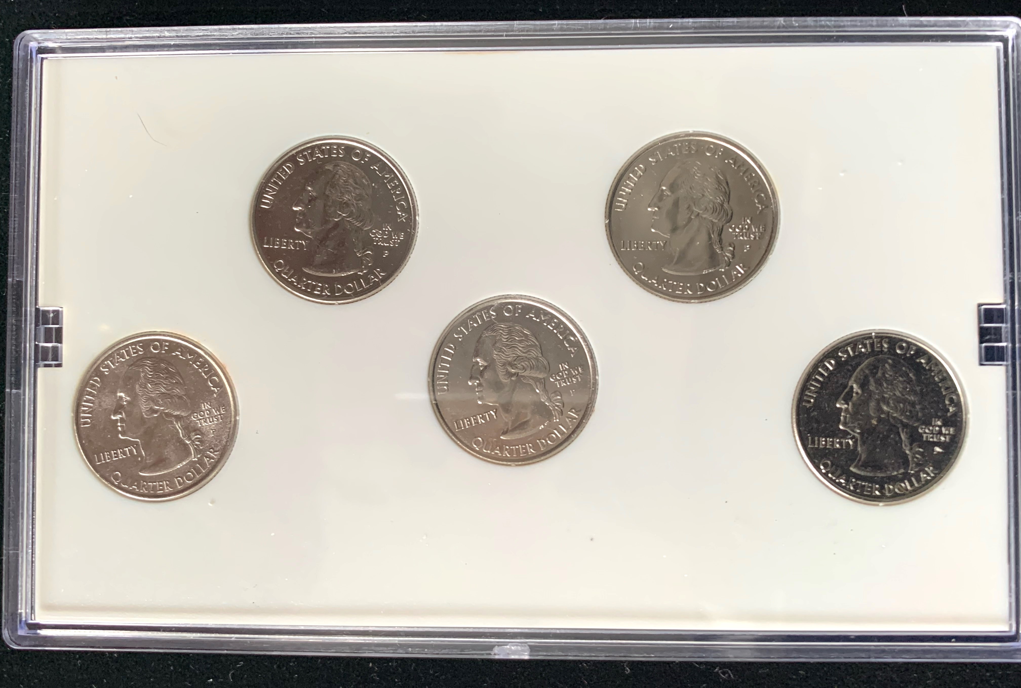 2000 Platinum Edition State Quarter Collection in Orig Case Property Room