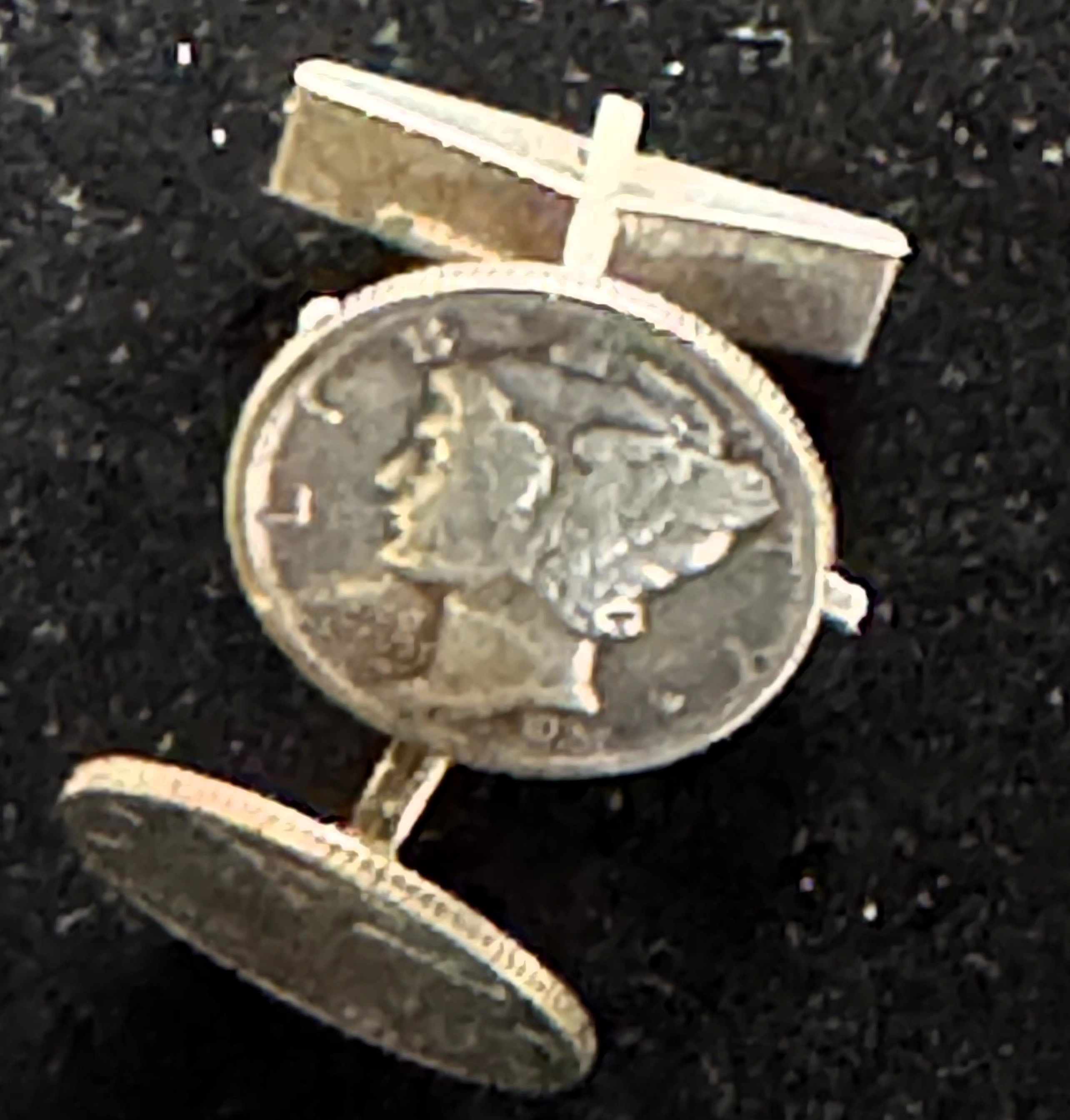 ANTIQUE STAMPED.925 STERLING SILVER UNIQUE CUFF LINKS WITH QUALITY MERCURY DIMES CENTER PIECES