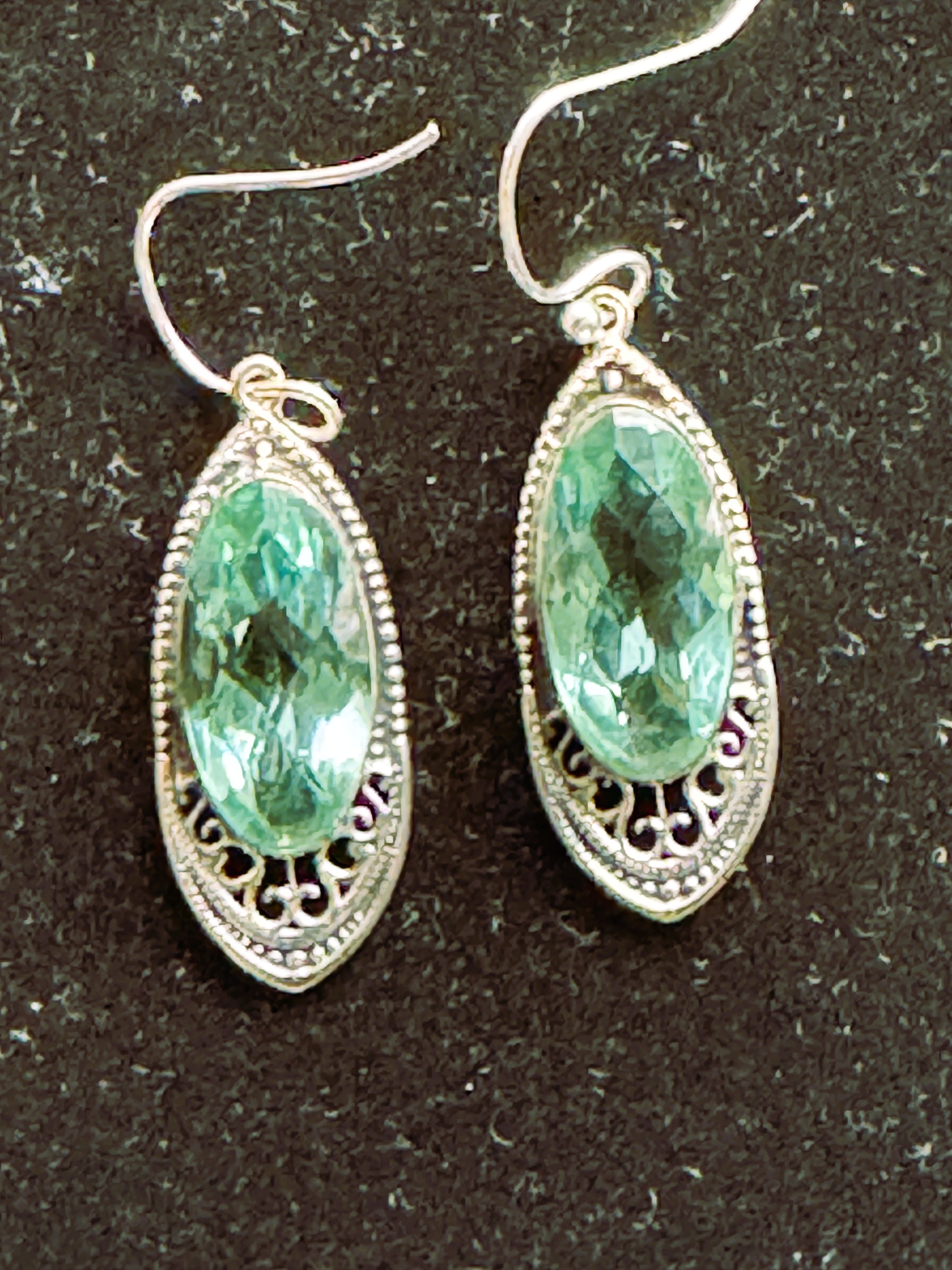 .925 MARKED VINTAGE STERLING SILVER EARRINGS, DANGLING WITH LIGHT GREEN STONES