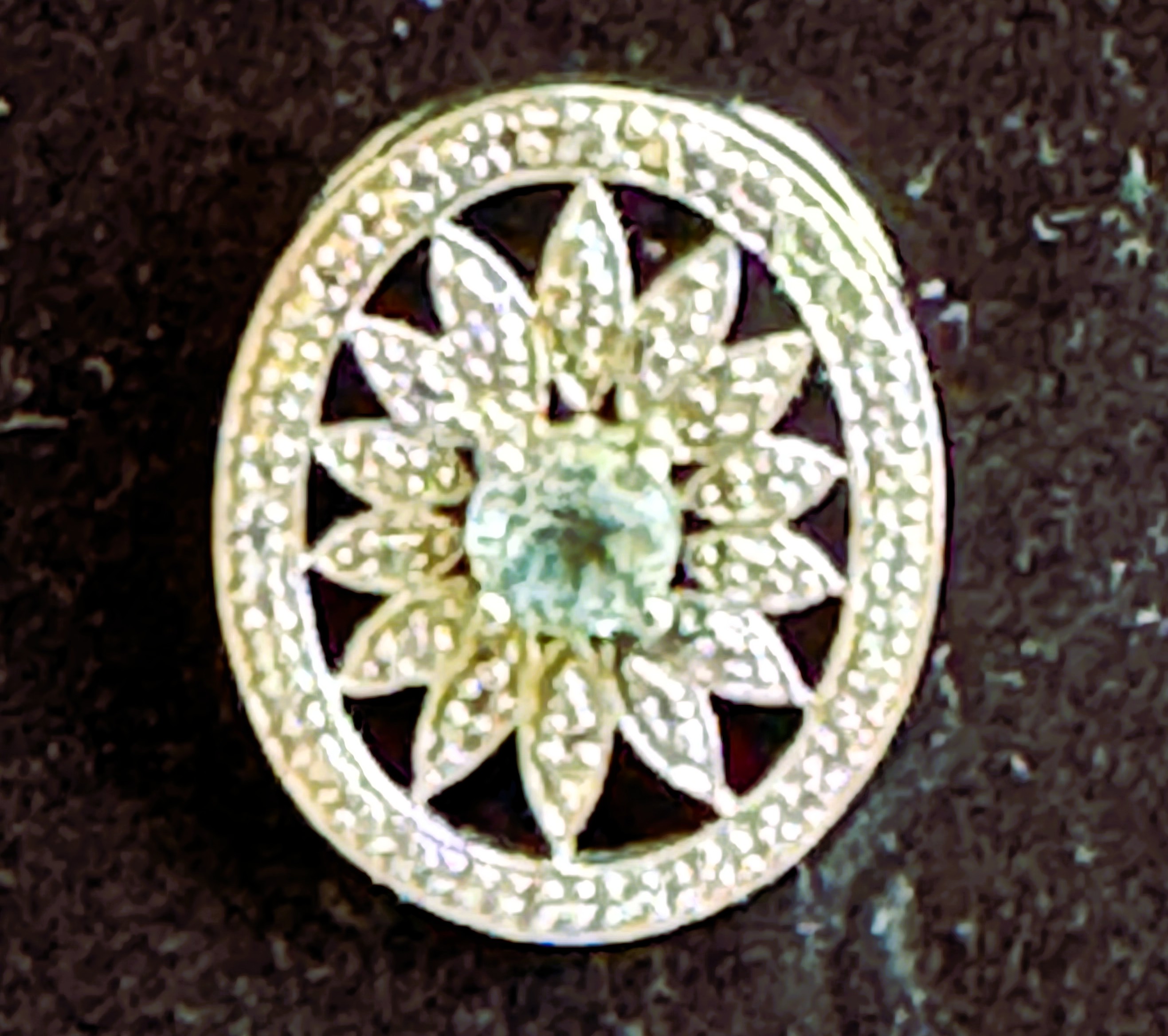 .925 STERLING SILVER PENDANT WITH CENTER DIAMOND