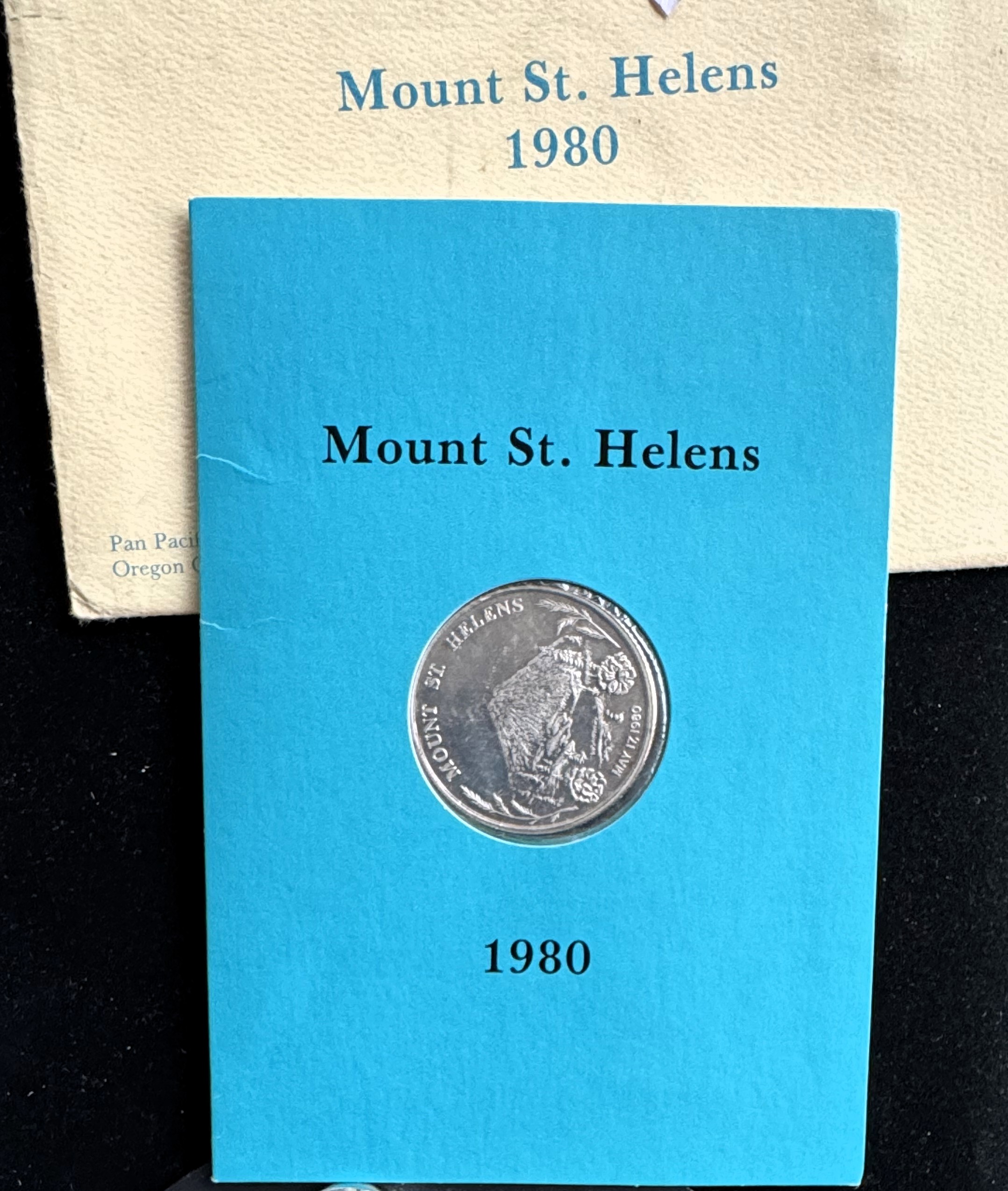 RARE COIN, MOUNT ST HELENS, SERIAL #2045 OF ONLY 5000 MINTED, COMMEMORATIVE 1oz .999 FINE SILVER, IN SEALED ORIGINAL PKG, COA, ENVELOPE