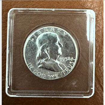 1958 SILVER FRANKLIN HALF DOLLAR BRIGHT LUSTER HIGHER GRADE COIN IN A HARD CASE