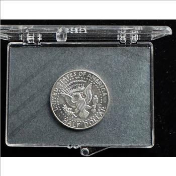 1964-D KENNEDY SILVER HALF DOLLAR COIN, NICE IN A KENNEDY MEMORIAL CASE