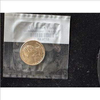 2015-P JOHN F KENNEDY $1 GOLDEN DOLLAR COIN, UNCIRCULATED-60 IN A LITTLETON SEALED PKG