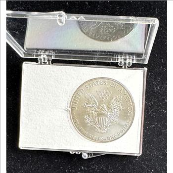 2017 1oz .999 FINE AMERICAN SILVER EAGLE $1 DOLLAR, UNCIRCULATED COIN IN A CASE