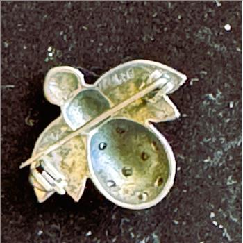VINTAGE ESTATE STAMPED .925 STERLING SILVER STONE BEE BUMBLEBEE BROOCH PIN WITH 8 RED STONES
