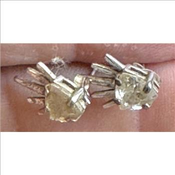 VINTAGE .925 STERLING SILVER POST EARRINGS WITH A HEART SHAPED DIAMOND SETTING