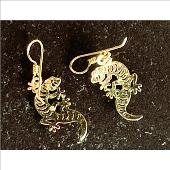 WILL BYRDE GOLD LAYERED HIGHLY POLISHED HANDCRAFTED DANGLE EARRINGS, BEAUTIES, LIKE NEW NEVER WORN HAWAIIAN DETAILED GECKO 