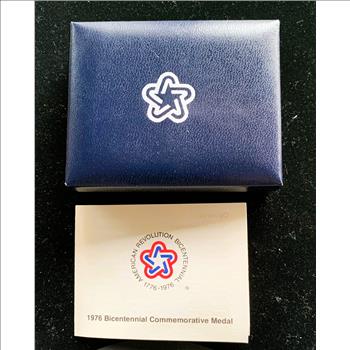 1976 BICENTENNIAL MEDAL COMMEMORATING THE DECLARATION OF INDEPENDENCE, SILVER PROOF IN ORIG CAPSULE, CASE, GEM COIN