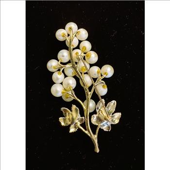 GOLD, ANTIQUE OUT OF ESTATE, LIKE NEW 18K GOLD PIN