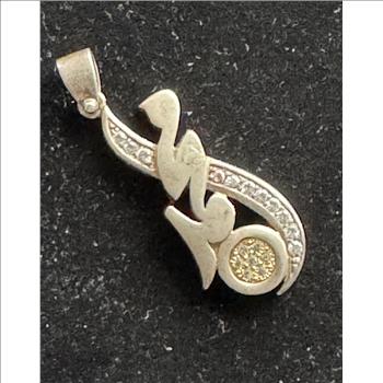 .925 STERLING SILVER ESTATE VINTAGE PERSONALIZED PENDANT, INLAYED DIAMONDS QUALITY UNKNOWN