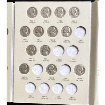 1938-1961 JEFFERSON NICKEL INCOMPLETE COIN SET IN A WHITMAN COLLECTOR BOOK
