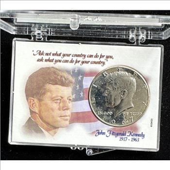 1967 SMS SILVER KENNEDY HALF DOLLAR, AU BRIGHT SHINY LUSTER GEM COIN IN A CASE