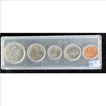 1966 U.S. 5 COIN SET IN A HARD CASE
