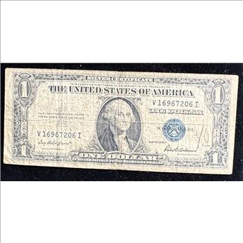 1935 F SERIES SILVER CERTIFICATE $1 DOLLAR CURRENCY IN A SLEVE