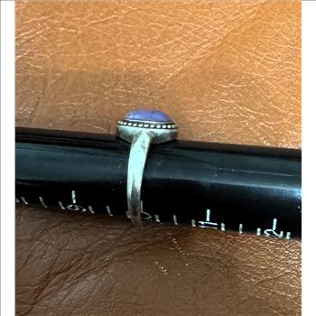 ESTATE, SIGNED .925 STERLING SILVER HALO RING SIZE 10,  WITH A LAVENDER JADE STONE