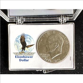 1776-1976 EISENHOWER BICENTENNIAL COIN IN A CASE