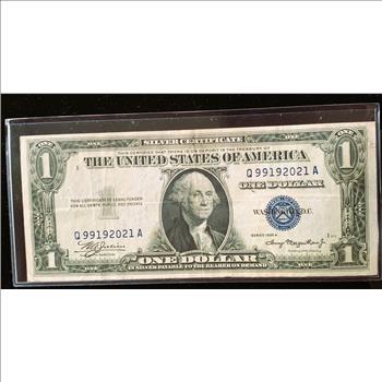 1935 A SERIES SCARCE MULE SILVER CERTIFICATE NOTE,  BLUE SEAL IN SLEVE