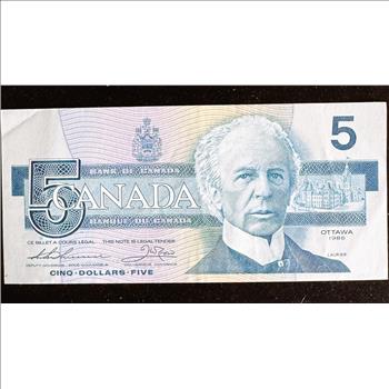 1986 SERIES OTTAWA CANADA $5 DOLLAR CRISP UNC IN A SLEVE
