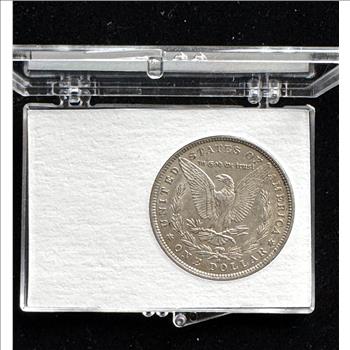 1882-O MORGAN SILVER DOLLAR COIN IN A CASE