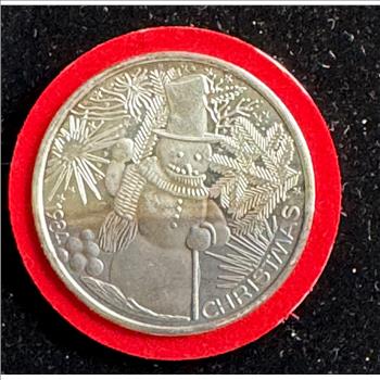 XMAS, 1oz .999 FINE SILVER, PROOF COIN, FROSTY THE SNOWMAN IN AN ORNAMENT HANGING CAPSULE, NICE TONING