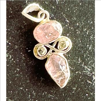 .925 STERLING SILVER VINTAGE PENDANT WITH STONES