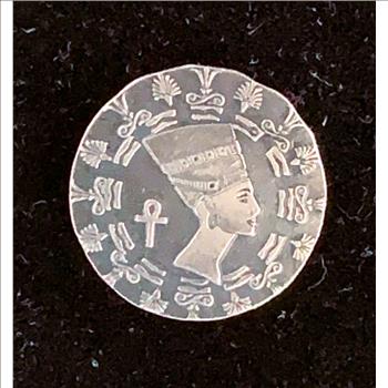 .999 1/10TH oz FINE SILVER COIN, NEFERTITI MONARCH EGYPTIAN, BU NICE