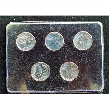 STATE QUARTERS, 5 UNCIRCULATED QUARTERS IN ORIG PKG, COMMEMORATIVE COINS