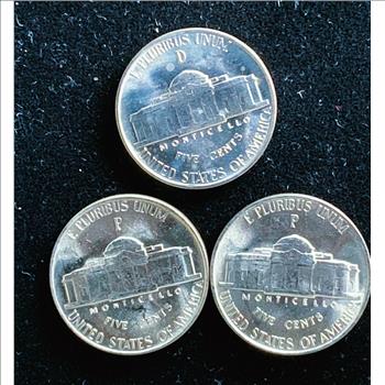 WARTIME NICKEL SET COINS ,  1943, 1944, 1945,  BRILLIANT UNCIRCULATED, SHINY, EXCELLENT CONDITION