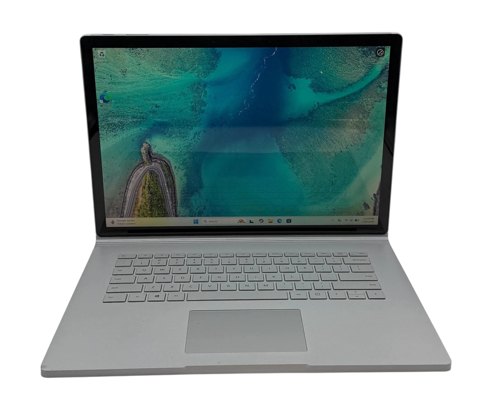 15.5” Microsoft Surface Book 2 8th i7-8650U CPU @ 1.90GHz 16GB RAM 256GB SSD