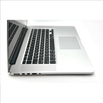 Apple Macbook Pro A1398. 15in 256GB SSD 16GB