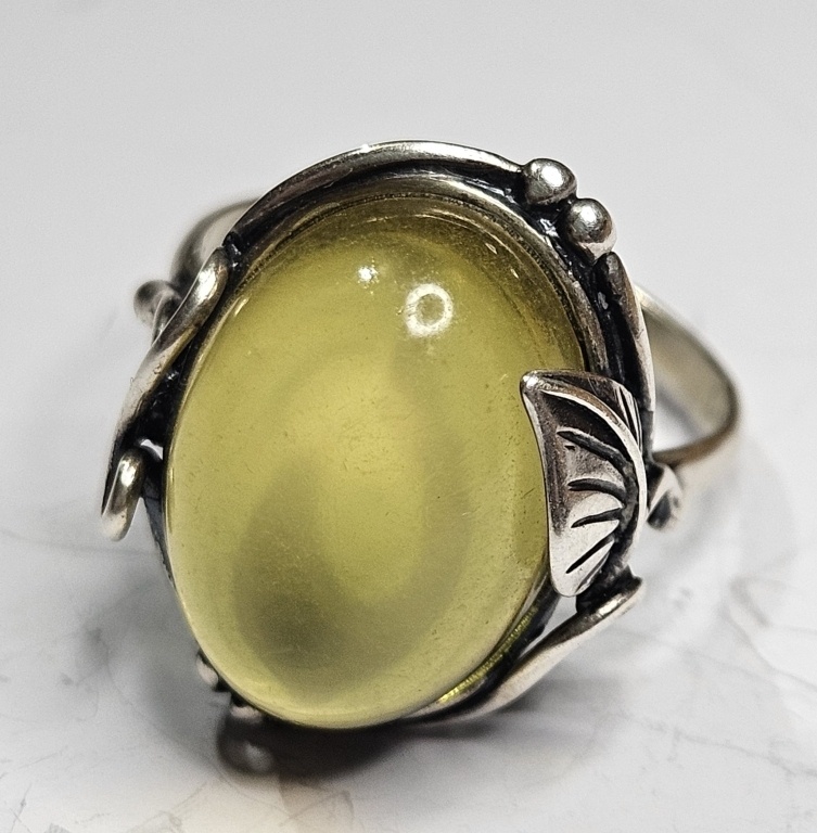 Sterling Silver Cabachon Ring