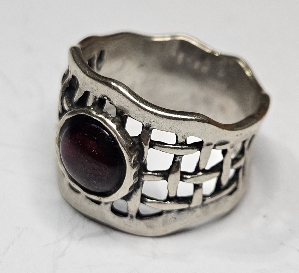 Sterling Silver Isreali Fashion Ring