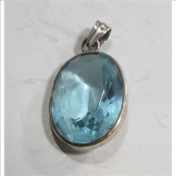 Large Blue Stone Fashion Pendant