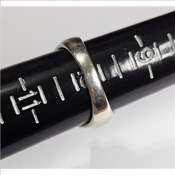 Fancy 2 tone Sterling 3 D Style Ring