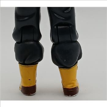 Trunks Dragon Ball Z Super Battle  Bandai Figure 4.5” 1996 Action Figure