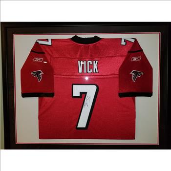 Michael Vick signed and framed Atlanta Falcons Jersey