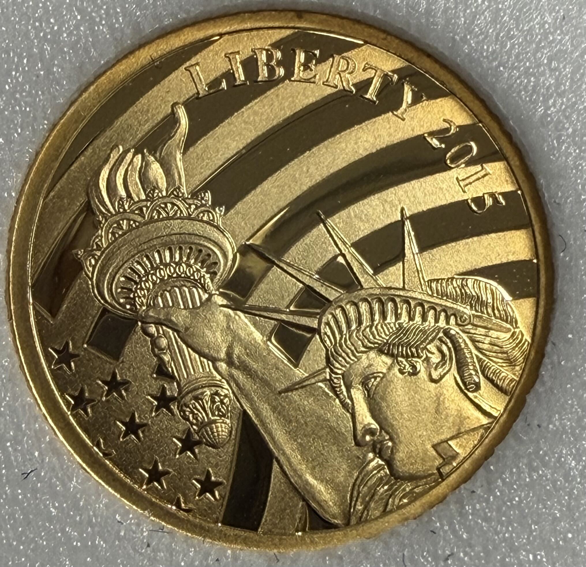 Cook Islands 2015 $5 Gold 1/10oz of .24 Gold Proof Liberty