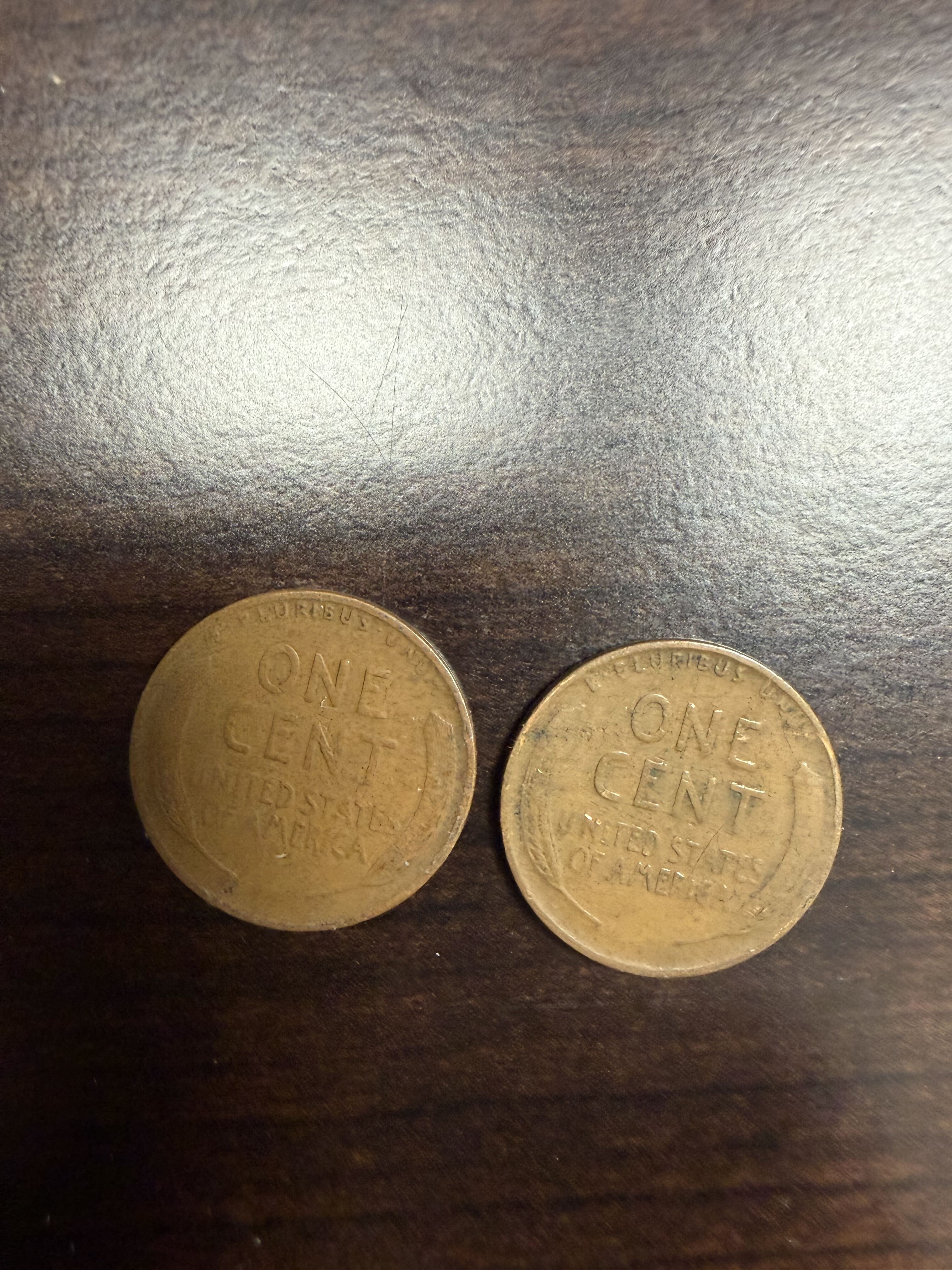 Lot of 2 1932 Lincoln Wheat Cents No Mint Mark Philadelphia Pennies Circulated