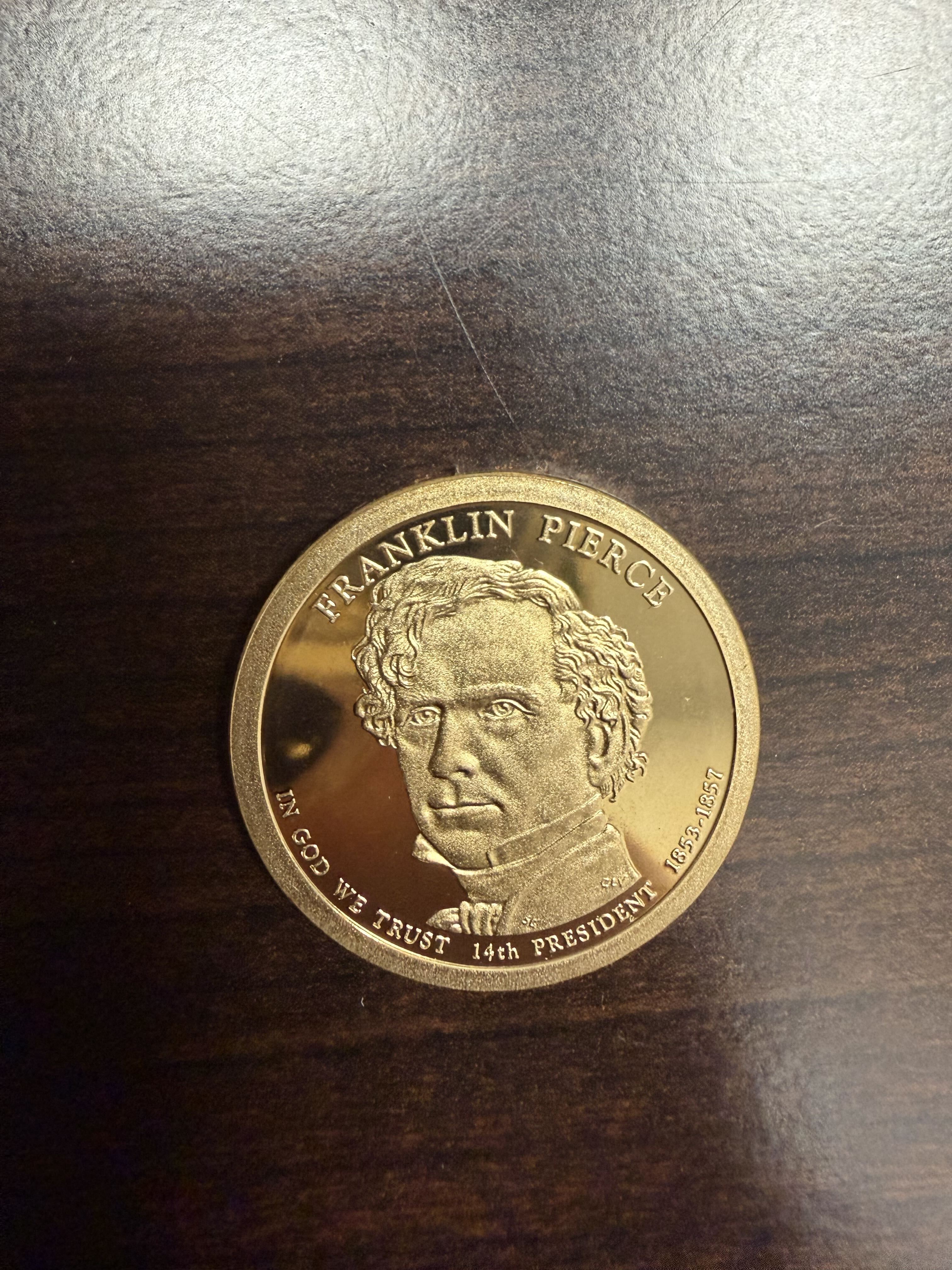 Franklin Pierce Gold Tone Presidential $1 Novelty Token Medal 14th President
