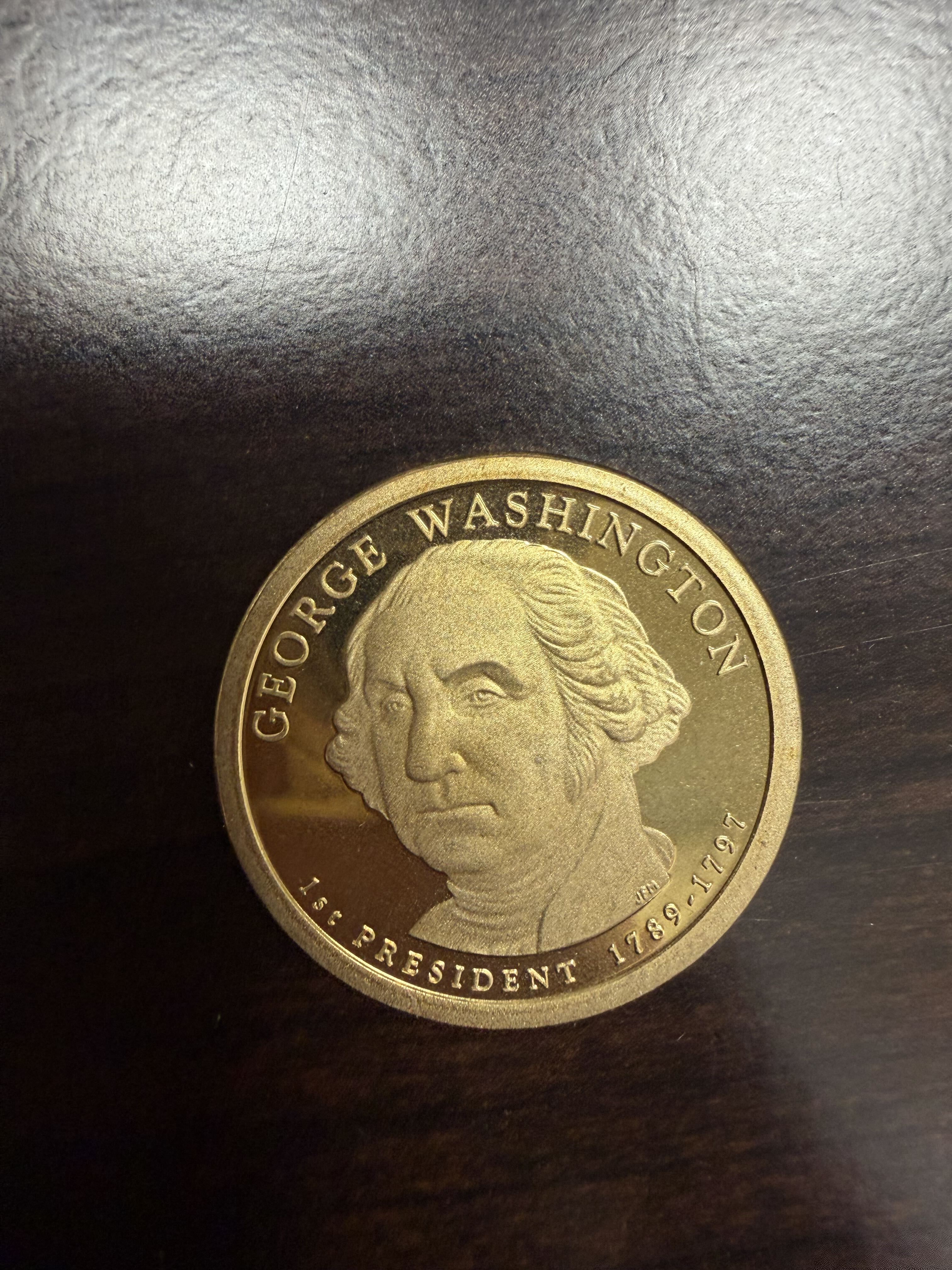 George Washington Gold Tone Presidential $1 Novelty Token Medal 1st President