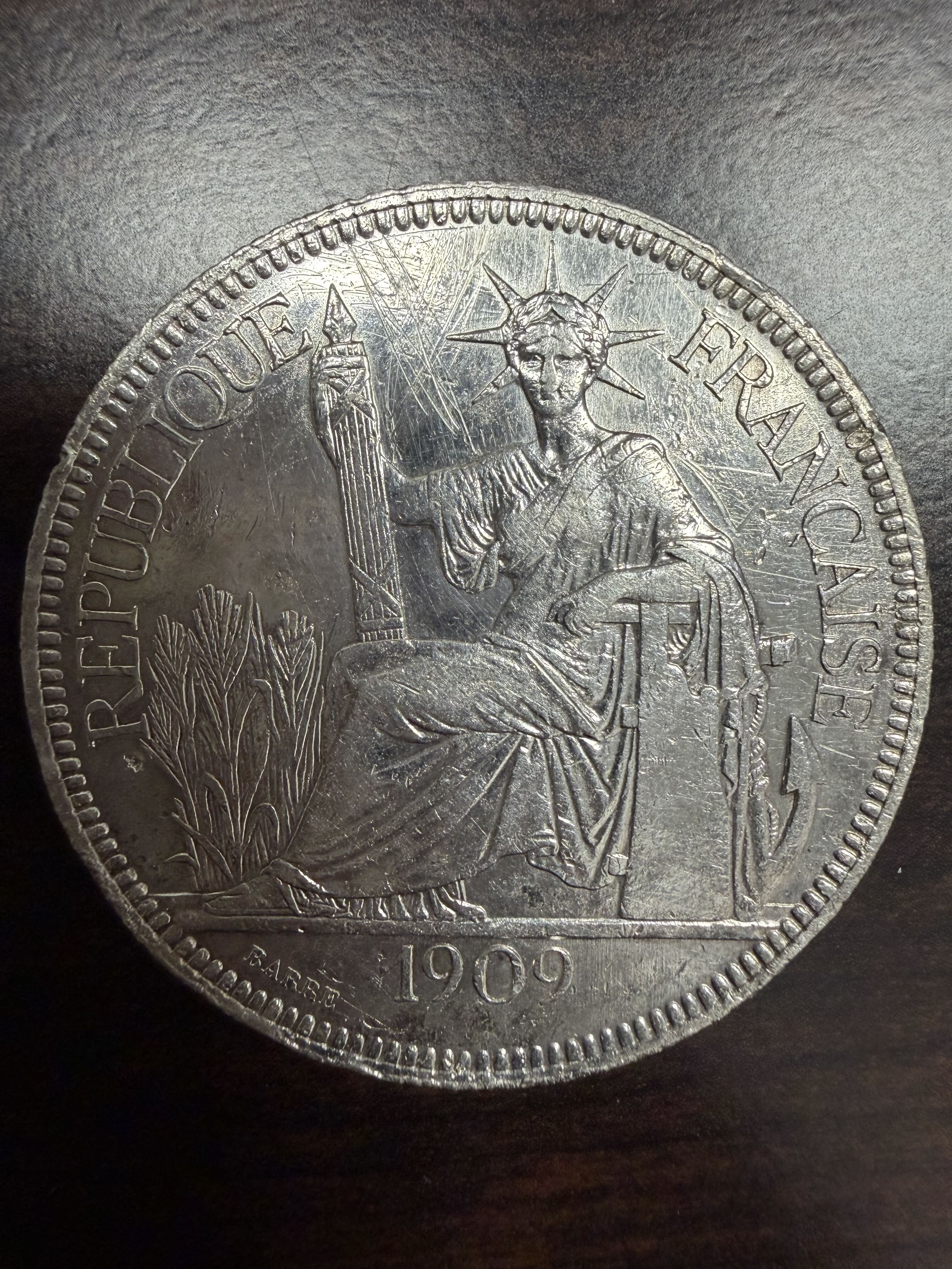 900-A French Indo-China Piastre de Commerce 1 Piastre .900 Silver 27g