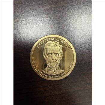 Abraham Lincoln Gold Tone Presidential $1 Novelty Token Medal 16th President