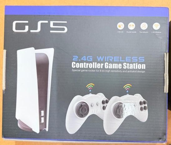 GS5 Gaming system with remote contollers