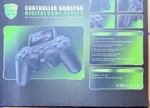 Digital Gaming Controller Gamepad Player with 520 Classic Games  New in box.